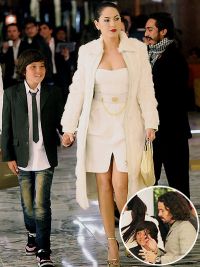 Barbara Mori, fiul ei si Jose Maria Torre, impreuna doar pentru o seara