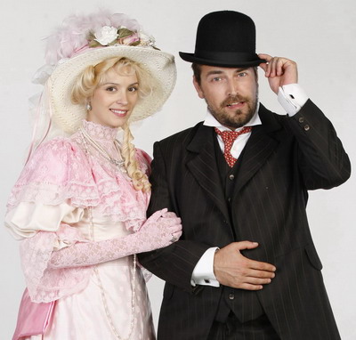 Diana Dumitrescu si Ioan Isaiu vor dansa un menuet cu influente R&B vineri, 13 noiembrie, la "Dansez pentru tine"!