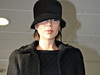Ghici ale cui sunt picioarele! UPDATE! Ati ghicit! Este Victoria Beckham! FOTO!
