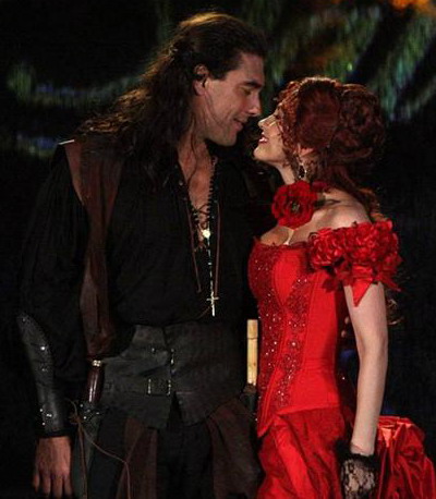 Eduardo Yanez, indragostit de Aracely Arambula?