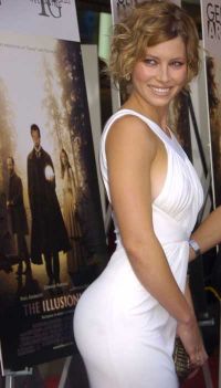 Jessica Biel recunoaste ca a fost o adolescenta-problema pentru parintii ei!