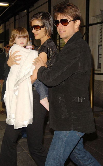 tom cruise and katie holmes 2010. Tom Cruise si Katie Holmes