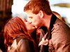 Miley Cyrus a fost surprinsa sarutandu-se cu Liam Hemsworth! GALERIE FOTO!