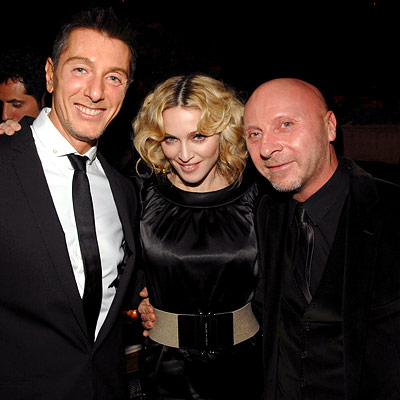 Madonna isi arata originea italiana promovand colectia Dolce&Gabbana pentru primavara-vara 2010!