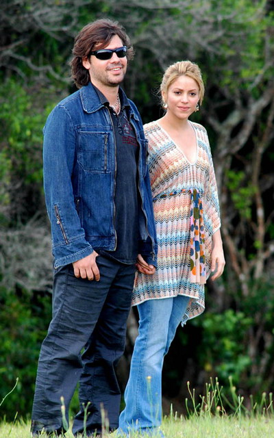 Shakira se relaxeaza de sarbatori la ferma ei din Uruguay! FOTO!
