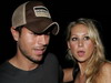 Enrique Iglesias nu suporta cand partenera sa foloseste prea mult parfum!