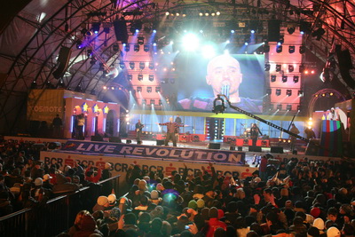 ProTV, ProFM si MTV prezinta Revelionul Live Revolution in Piata Revolutiei