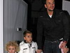 Peter Andre e furios ca fosta sa sotie i-a indreptat parul fiicei lor de 2 ani! Are dreptate?