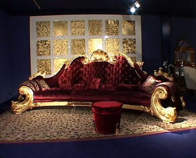 Piese de mobilier excentrice, comandate de Michael Jackson inainte de a muri, vor fi scoase la licitatie! GALERIE FOTO!