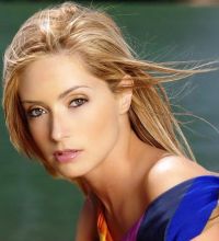 Lisette Morelos se intoarce la Televisa FOTO!