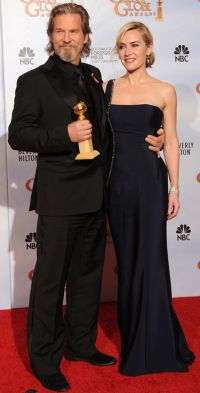 Uite cum s-au imbracat vedetele la Golden Globe Awards 2010! GALERIE FOTO!