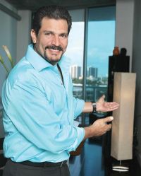 Roberto Mateos isi prezinta apartamentul de lux din Miami FOTO!