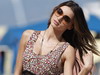 Miranda Kerr isi arata noua silueta pe plaja St. Barts! GALERIE FOTO