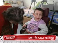 O mama are nevoie disperata de ajutor! Copiii ei sufera de tetrapareza spastica, iar sotul face naveta ca sa o bata!