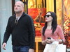 Demi Lovato merge la cumparaturi insotita de bodyguard! GALERIE FOTO!