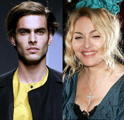 Madonna a pus ochii pe alt tinerel: modelul Jon Kortajarena, in varsta de 24 de ani!