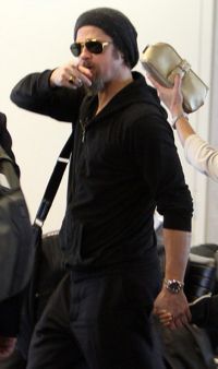 Brad Pitt si Maddox, impreuna la Super Bowl! GALERIE FOTO