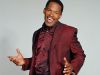 Jamie Foxx aduce muzica in scolile din SUA