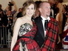 Alexander McQueen, designer preferat de Lady GaGa si Rihanna, s-a sinucis! FOTO&VIDEO