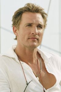 Matthew McConaughey ar putea face o lesbiana sa se razgandeasca!