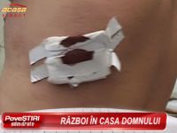 Conflict religios! Doi preoti se cearta la cutite, dupa ce biserica ortodoxa din sat a fost retrocedata catolicilor! VIDEO