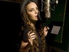 Belinda a inregistrat "Somos el mundo", pentru ajutorarea victimelor din Haiti, si "Egoista" cu Pitbull! VIDEO!