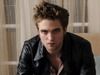 Robert Pattinson a fost numit cel mai frumos barbat din lume si va avea statuie de ceara la muzeul Madame Tussauds!