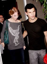 Taylor Swift: „Taylor Lautner este un tip foarte atragator”!
