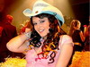 Allison Lozz se lanseaza in muzica