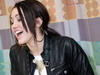 Miley Cyrus se muta singura, in noiembrie, dupa ce implineste 18 ani