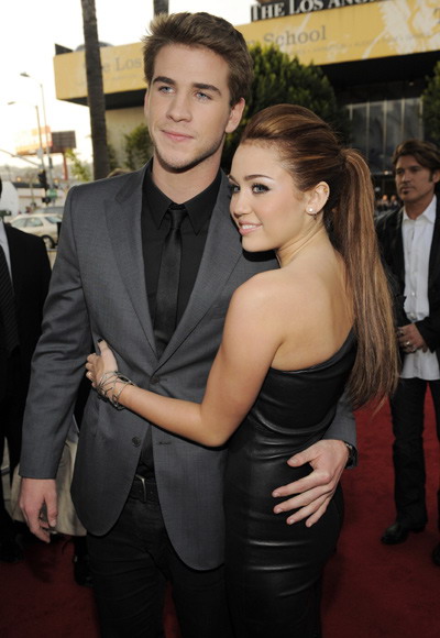 Liam Hemsworth despre familia iubitei lui, Miley Cyrus: “Este adorabila si fantastica”