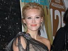 Iti place cum arata Hilary Duff in rochia Vera Wang pe care a purtat-o la un eveniment monden? FOTO