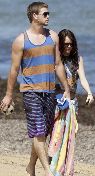 Afla cum se mentin in forma Miley Cyrus si Liam Hemsworth! FOTO&VIDEO