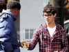 Joe Jonas e un tip generos! Te asteptai sa-l vezi astfel?