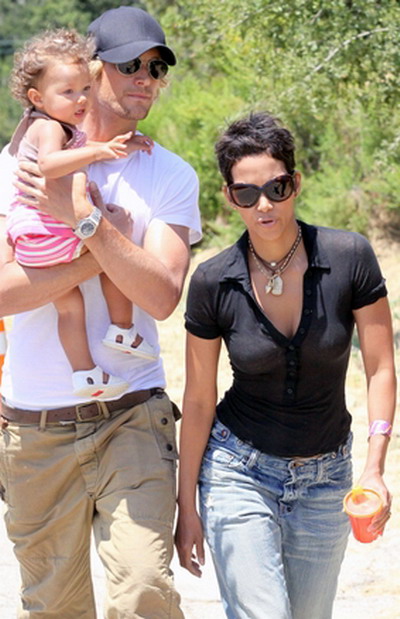 Gabriel Aubry si Halle Berry nu mai sunt impreuna! El se simte atras de alte femei! GALERIE FOTO