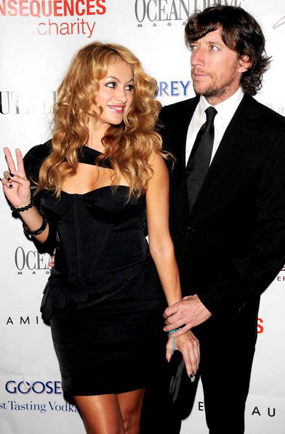 Paulina Rubio este insarcinata - SUPER GALERIE FOTO