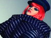 Rihanna va purta o peruca roscata in noul ei videoclip – „Rockstar 101” – VIDEO