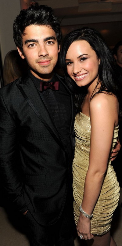 Demi Lovato s-a despartit de Joe Jonas