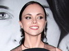 Christina Ricci a ales o tinunta inedita pentru Expozitia de arta de la New York - GALERIE FOTO