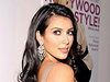 Kim Kardashian si fundul ei celebru, avatar pentru o companie de telefonie mobila - GALERIE FOTO