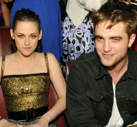 "Twilight", mare castigator la MTV Movie Awards. Vezi ce au purtat vedetele!