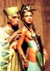 Monica Bellucci in rolul Cleopatrei