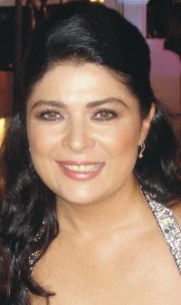 Victoria Ruffo se va certa cu fiica ei pentru un barbat in telenovela  „Mi rival”