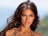 Irina Shayk pozeaza sexy, in vreme ce Ronaldo anunta ca are un baiatel... cu o alta femeie! GALERIE FOTO
