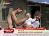 Patru copii traiesc de pe o zi pe alta, dorm intr-o casa de chirpici si mananca ce apuca - VIDEO
