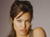 Angelina Jolie viseaza sa devina bunica
