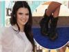 Kendall Kardashian pe covorul rosu cu cizme de motociclist – GALERIE FOTO