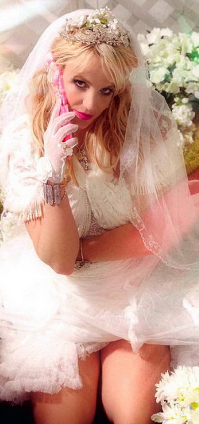 Britney, din nou mireasa!