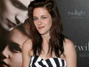 Kristen Stewart e fericita ca a renuntat la scoala la 13 ani