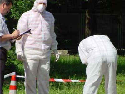 Acoperisul Carrefour din zona Vitan-Barzesti-Bucuresti a cazut peste oameni